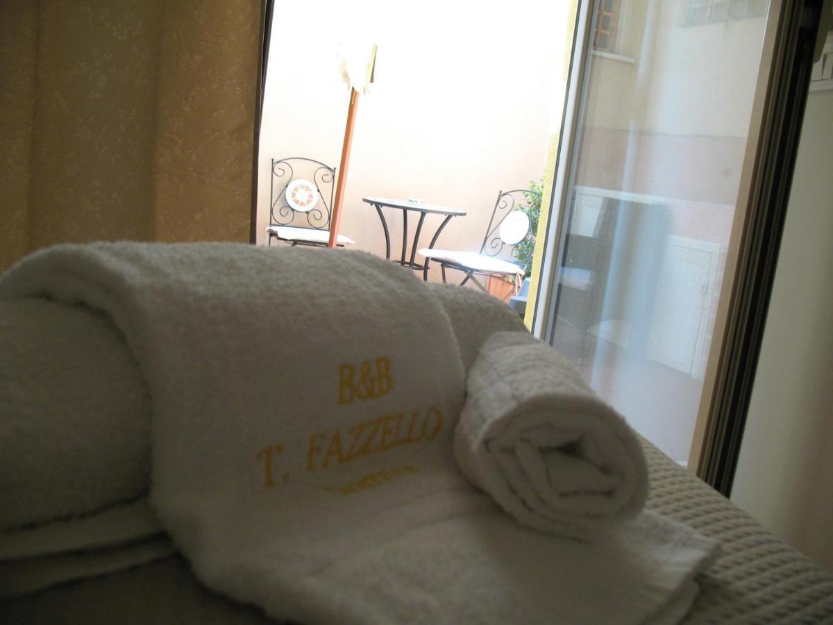 Bed&Bed Tommaso Fazzello Only Rooms 타오르미나 외부 사진