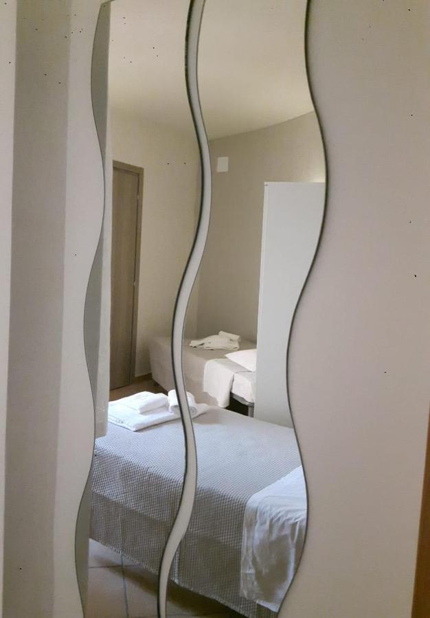 Bed&Bed Tommaso Fazzello Only Rooms 타오르미나 객실 사진
